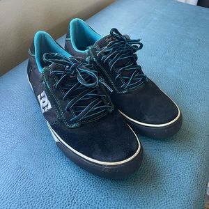 DC shoe size men’s USA 11. Black with light blue/white detail